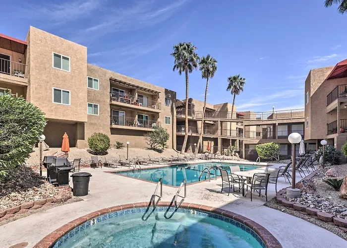 Havasu With Amenities! *