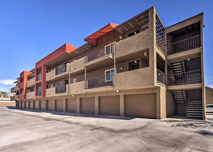 Havasu With Amenities! Apartment